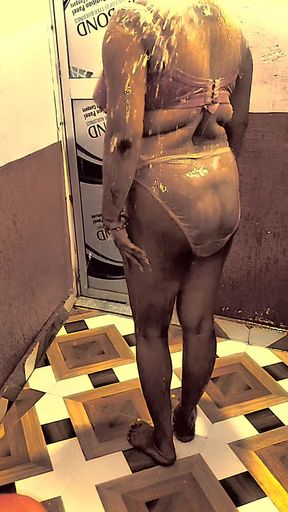 Indian bhabhi bath show