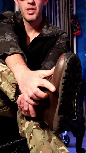 You're a Little Boot Bitch (4k)