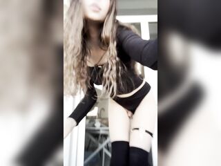 Do u like gothic cuties?