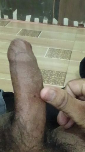 Koi threesome karwa lo apni bibi ke sath