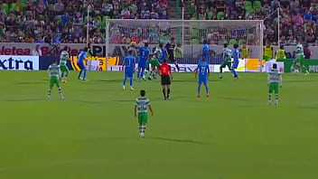 Va de visita a Torre&oacute_n y termina comi&eacute_ndose 4