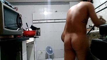 AQUELA OLHADINHA DE LADO NA QUELA SENTADA NO NOVINHO DOTADO FLAKAEL