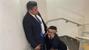 yuri gaucho - fodendo o puto do aplicativo de pegacao - sexo gay na escada de incendio - urso dotado fodendo nerd jogador de lol