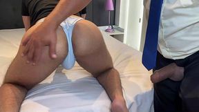 yuri gaucho - fodendo o puto do aplicativo de pegacao - sexo gay na escada de incendio - urso dotado fodendo nerd jogador de lol