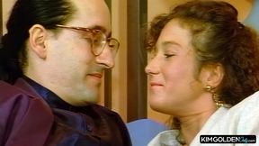 Leidenschaftlicher Oralaustausch mit geiler Bruenetten