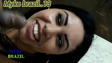 Levei uma coroa muito gostosa na minha casa ela deu pra me bem gostoso ela pediu leitinho na boca