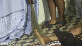 Yahoo Boy Tempted by Big Ass New Neighbour