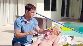 Asks Ramon To Rub Oil Over Her Tight Body - Riley Star