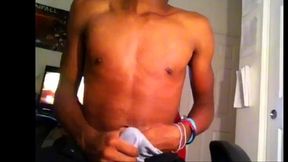 Horny Bottom jacks off, imagining he'_s rising a hard cock!