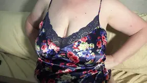 A plump MILF reveals her ample bosoms and discusses how to perform oral&#x1F61C; sex.
