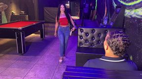 contratei uma estagiaria pra minha balada sera que ela passou no teste