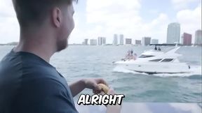 Yate de 1$ contra Yate De $1,000,000,000