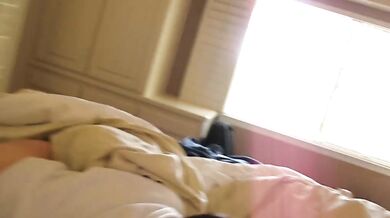 ITALIAN THROATGOAT LOVES SUCKING COCK AND GETTING HER FACE PAINTED WHITE