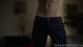 I showed to my attractive TS stepmom Melanie Brooks my skills in fucking