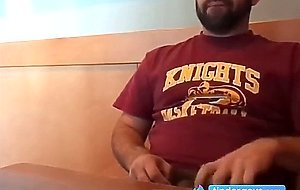 Bearded Bro Public Jerk Off in A Coffee Shop