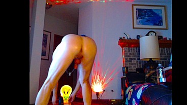 Loganhuge - Naked tied up oiled shaking and stretching show!