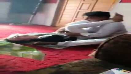 Pakistani College Professor Romance With Her Own College Student~ Viral MMS!