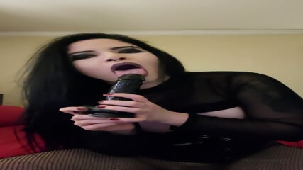 Goth Latina Hot Cleo