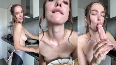 Shaved Blonde Amateur Pussy Fingering Masturbation Solo 18-25 College Slut