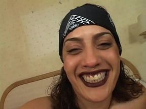 Black stud fucks a white skin whore in bed and creams her face
