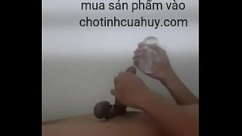 Trai sục cặc với toy