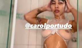 Carol Neves