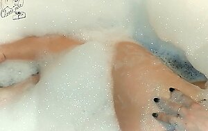 Cheese cake, lover to take a bath and play with her pussy))
