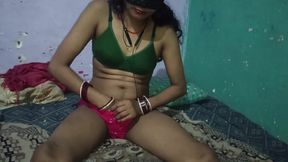 Desi Indian village girl plugs in garr and fucks pussy with vibrator
