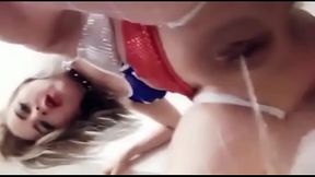 mor, quer&iacute_a contarte algo sobre m&iacute_ para que lo sepas y no te sorprenda. Cuando llego a un orgasmo muy intenso, a veces mi cuerpo reacciona con lo que se conoce como squirting. Es una respuesta totalme