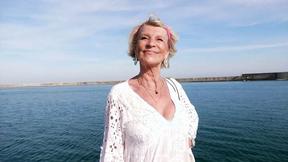 ”Eva's farewell tour, 70 years old!”