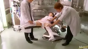 Enfermeras Calientes Maki Houjo, Kokomi Naruse y Más follando fuerte