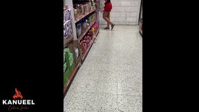 me follo a una desconocida que encontre en el supermercado mientras mientras mi esposa trabaja