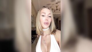 beautiful white girl selfie singing