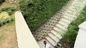 Sexy blonde Jenny Bond deepthroats Choky Ice's cock