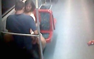 Amateur sex on the east express train luz-guainazes zl