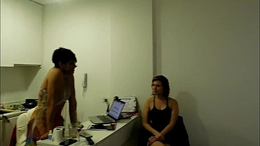 cojiendo a mi hijastro con mi hermanastra
