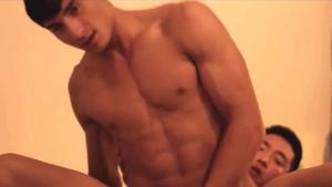 GayAsianNetwork: Branson Toramino is so muscle 18 yr old