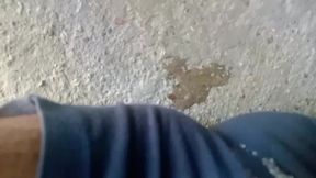pantalon orinado y rico pajazo mananero