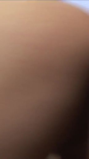 Ebony-skinned bbw Kaylina fucks black cock to enjoy cum.