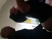 ladymuffin si fa' scopare mentre aspetta il suo turno dall'estetista!