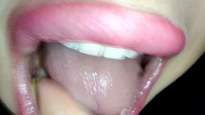 Mouth Tour of Lustful Giantess