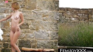 FemJoyXXX.com - Ariel teased outdoors in slow motion solo play