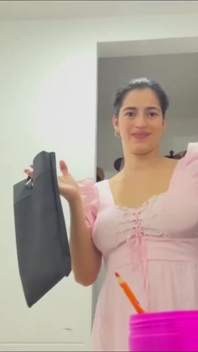 Se Fue De Compras Y Cuando Llego a Casa Me Sorprendio Con....