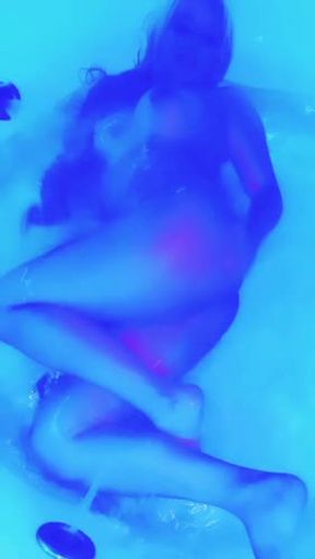 Jacuzzi