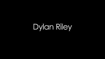 Dylan Riley Gives Barry Scott Footjob and Blowjob