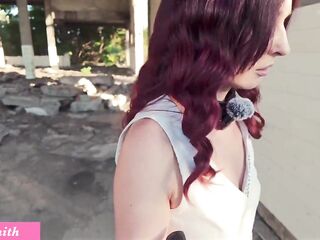 Jeny Smith caught by stranger in abandoned construction