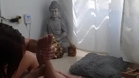 delicious and hot massage for my roommate