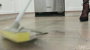 (alexa scout, ricky larkin) - anal about cleanliness - transangels