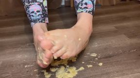Squishing Bananas Under My Bare Feet Food Fetish Sploshing