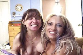 Mature and MILF amateurs